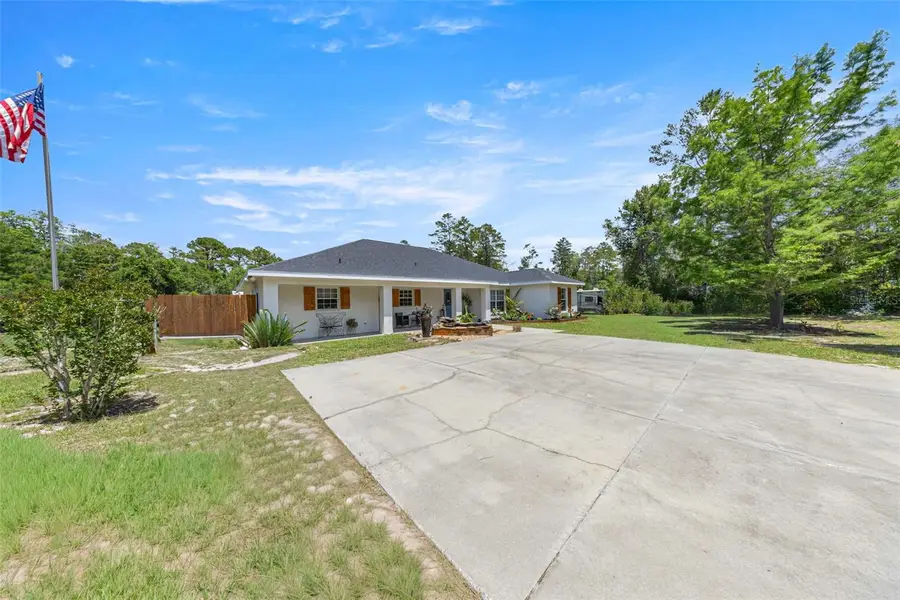 495 Fisher Road, Ocklawaha, FL 32179 - #2