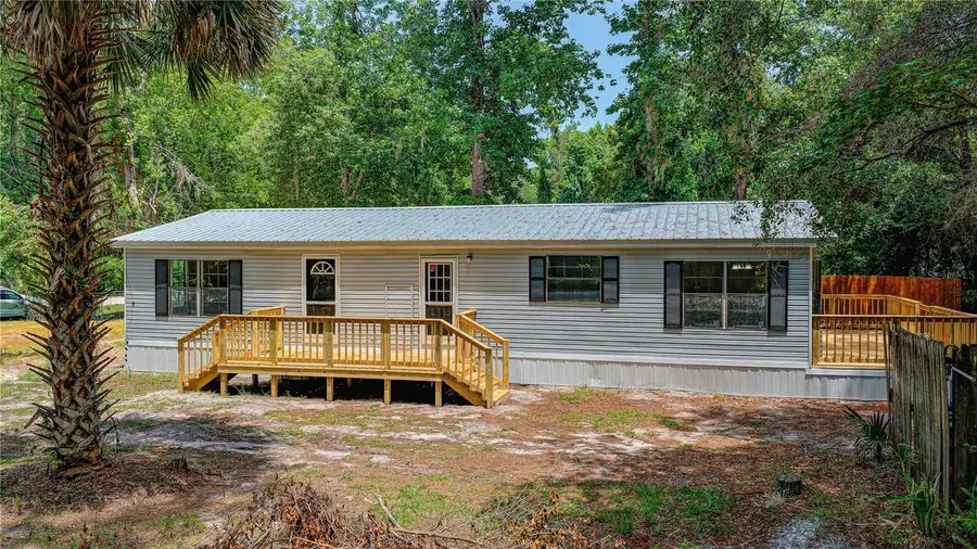 118 Waterway Drive, Satsuma, FL 32189 - #2