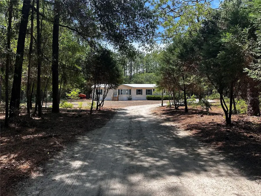 3890 SW 189th Avenue, Dunnellon, FL 34432 - #2