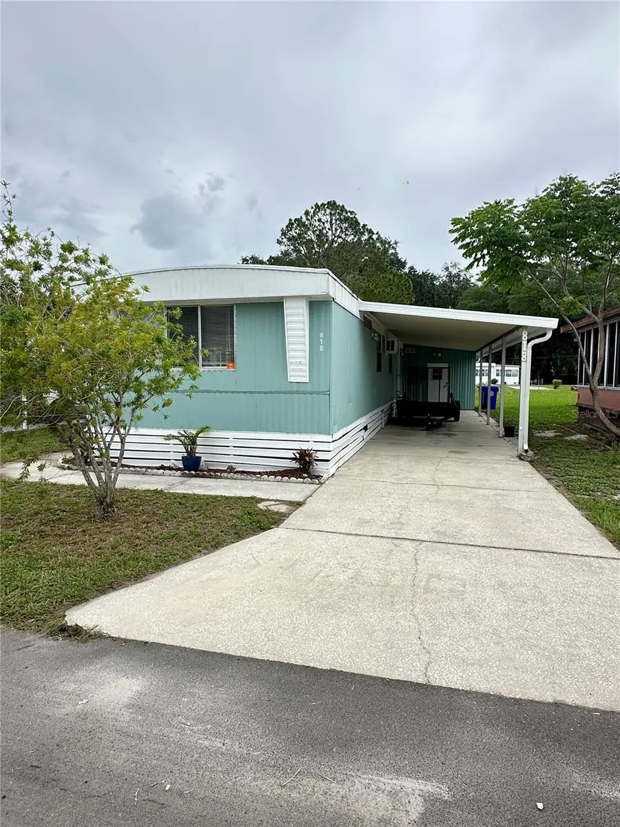 818 Michigan Street, Wildwood, FL 34785 - #1