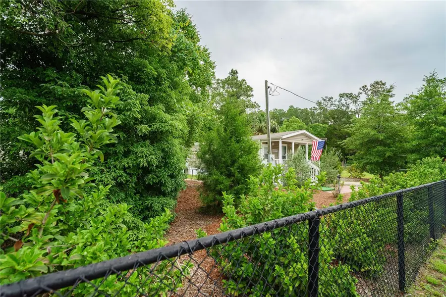 13215 NE 41st Street, Silver Springs, FL 34488 - #2