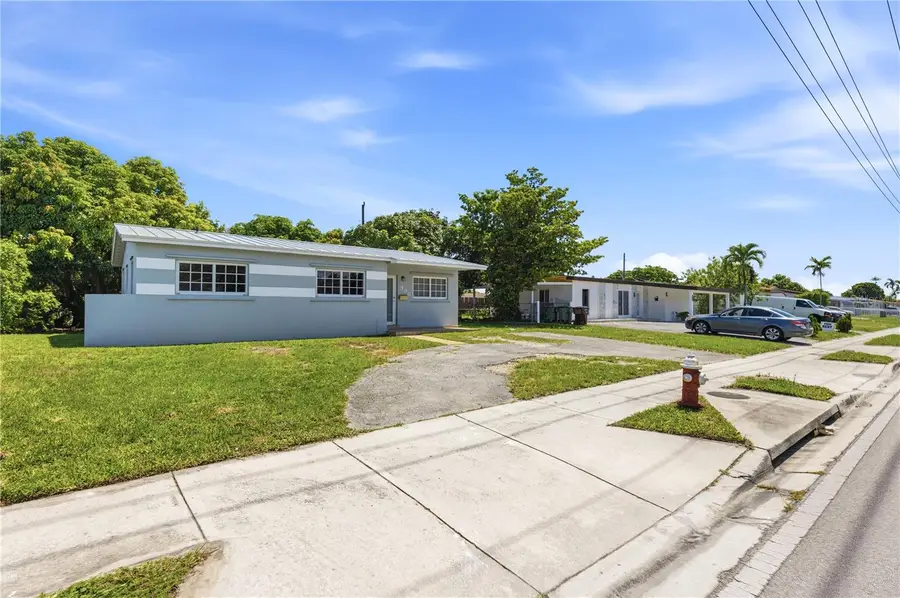 998 W 68th Street, Hialeah, FL 33014 - #2