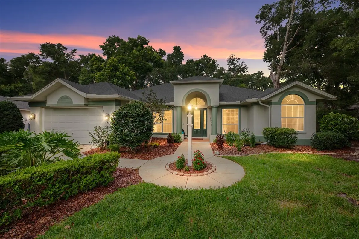 19213 SW 101st Place Road, Dunnellon, FL 34432 - #1