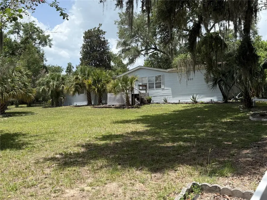 265 W Mcclendon St, Lady Lake, FL 32159 - #2