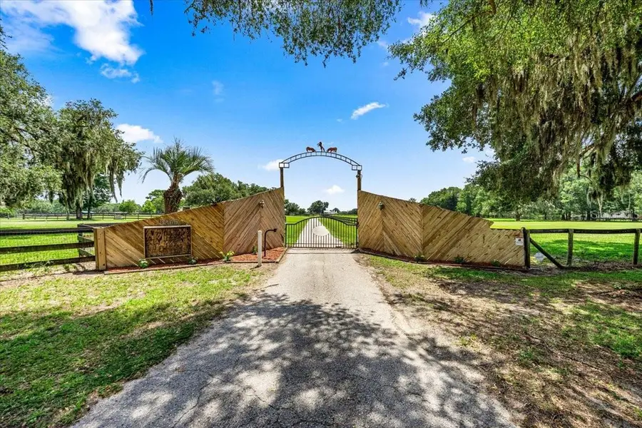 5065 NW 150th Avenue, Morriston, FL 32668 - #2