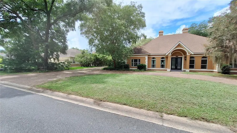 2210 SE Laurel Run Drive, Ocala, FL 34471 - #2
