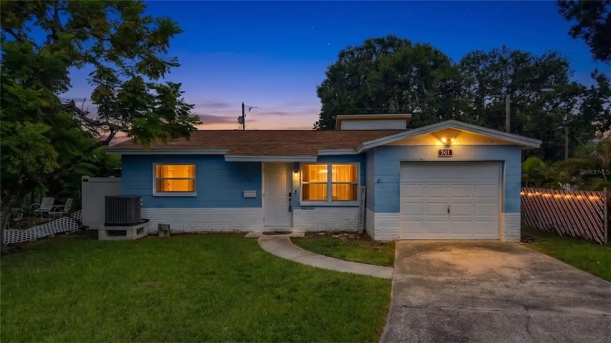 501 Palm Avenue N, Saint Petersburg, FL 33703 - #1