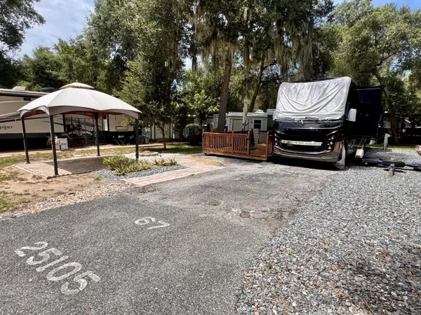 25105 NE 143rd Street, SALT SPRINGS, FL 32134