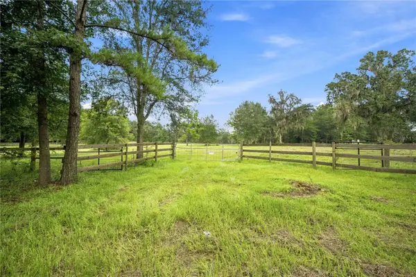 18601 NW 160th Avenue, WILLISTON, FL 32696