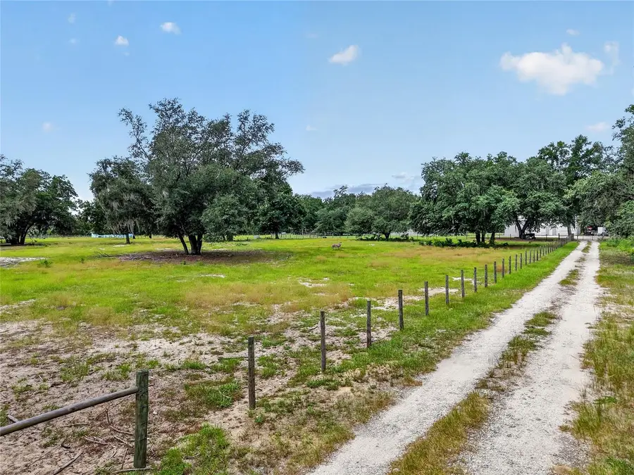 10648 Se Highway 464c, Ocklawaha, FL 32179 - #2
