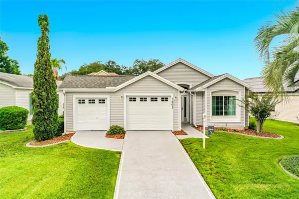 1403 W Schwartz Boulevard, LADY LAKE, FL 32159