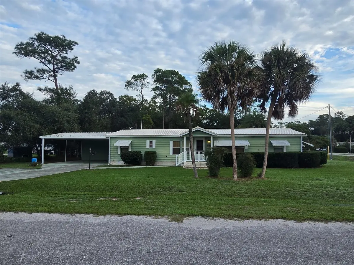 17355 SE 21st Street, Silver Springs, FL 34488 - #1
