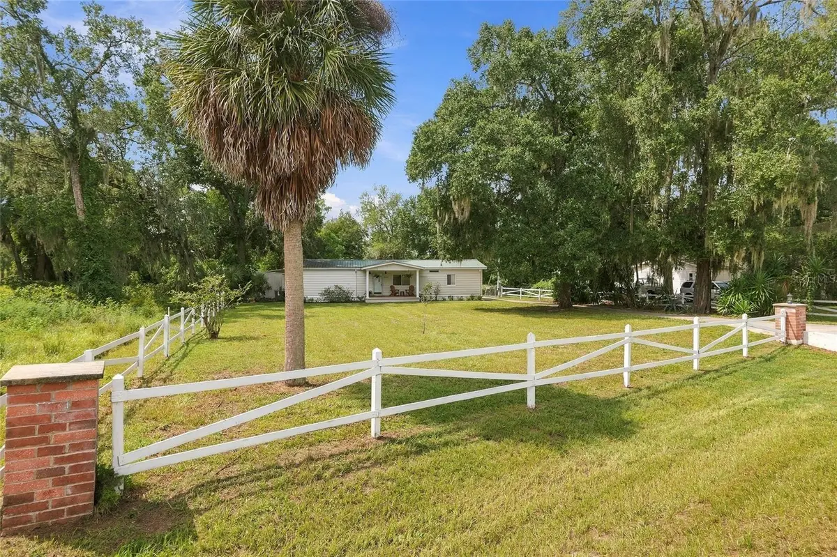 17490 SE 24th Lane Road, Silver Springs, FL 34488 - #1