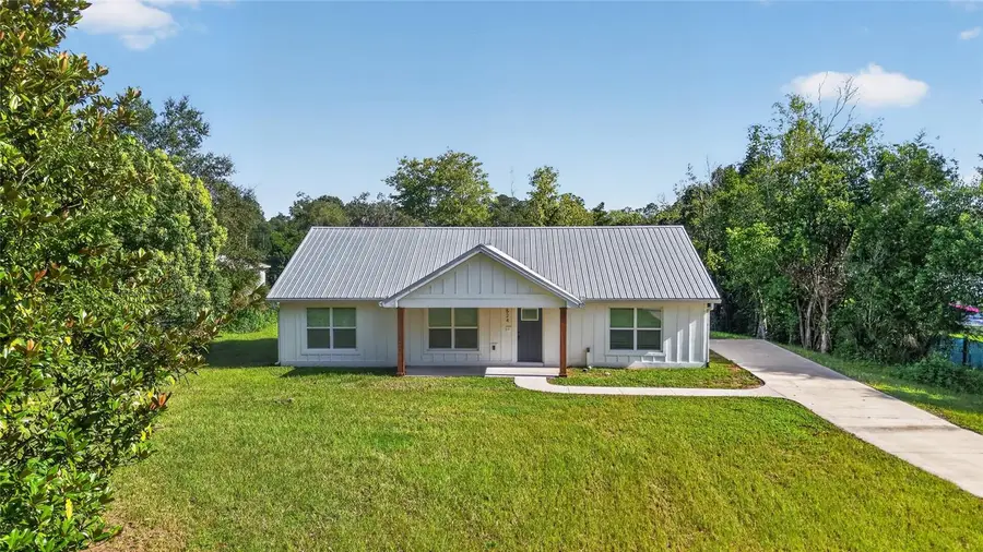 524 NW 1st Avenue, Williston, FL 32696 - #2