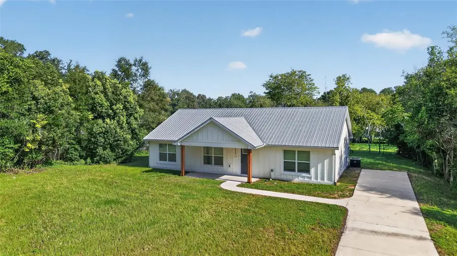 524 NW 1st Avenue, Williston, FL 32696 - #3