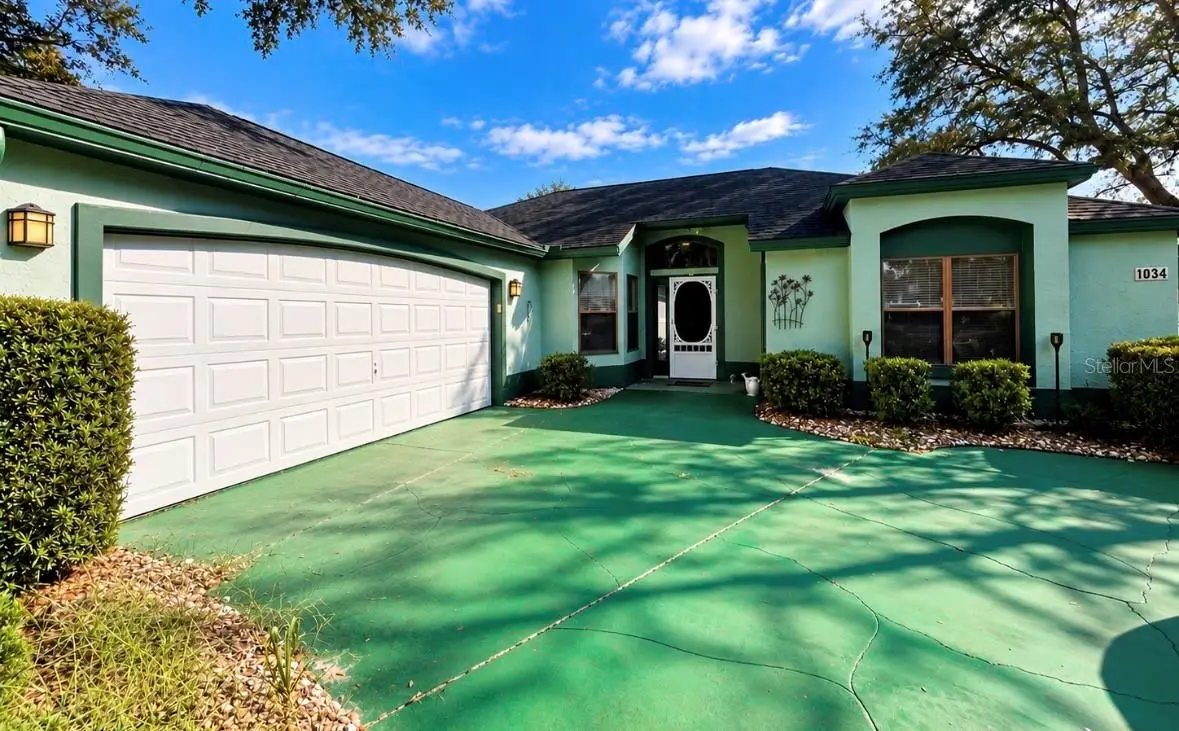 1034 Ventura Drive, Lady Lake, FL 32159 - #1
