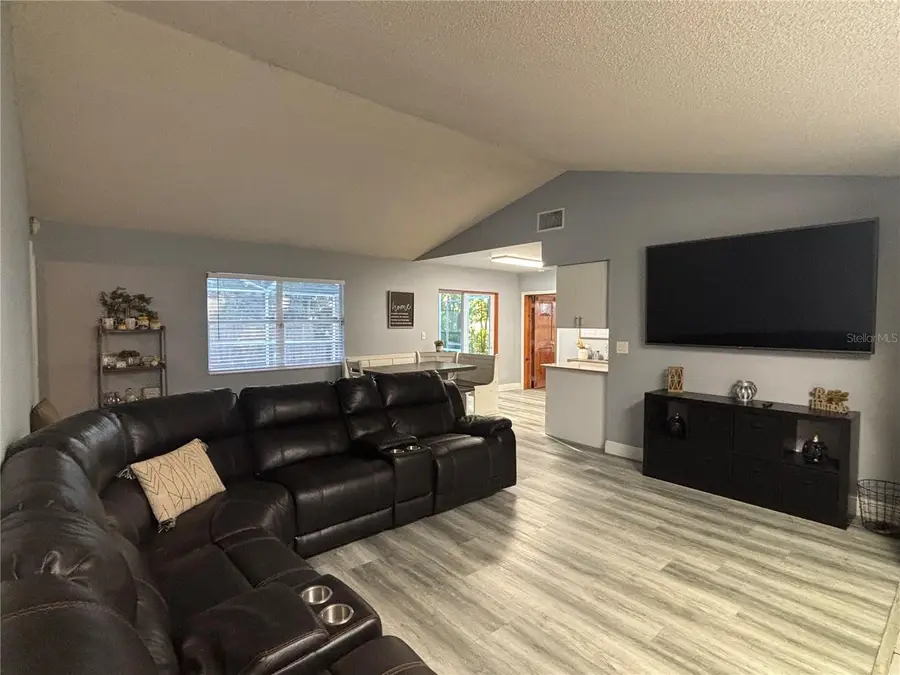 3334 Fox Ridge Drive, Winter Haven, FL 33884 - Image #3