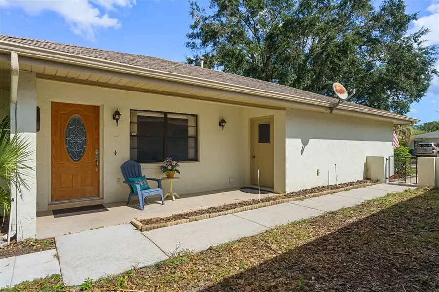 466 Muirfield Court, Winter Haven, FL 33884 - Image #2