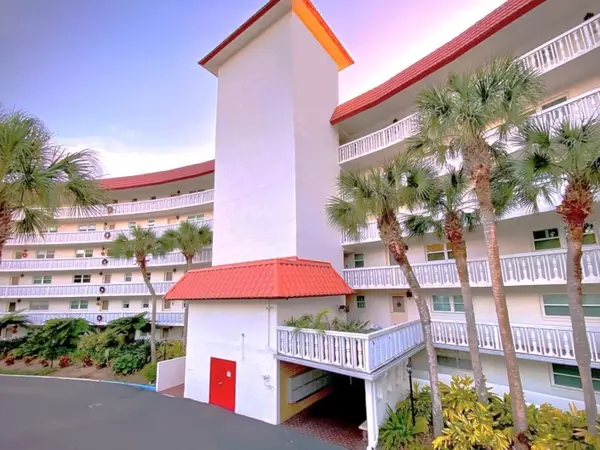 601 N Mcdonald Street #206, MOUNT DORA, FL 32757