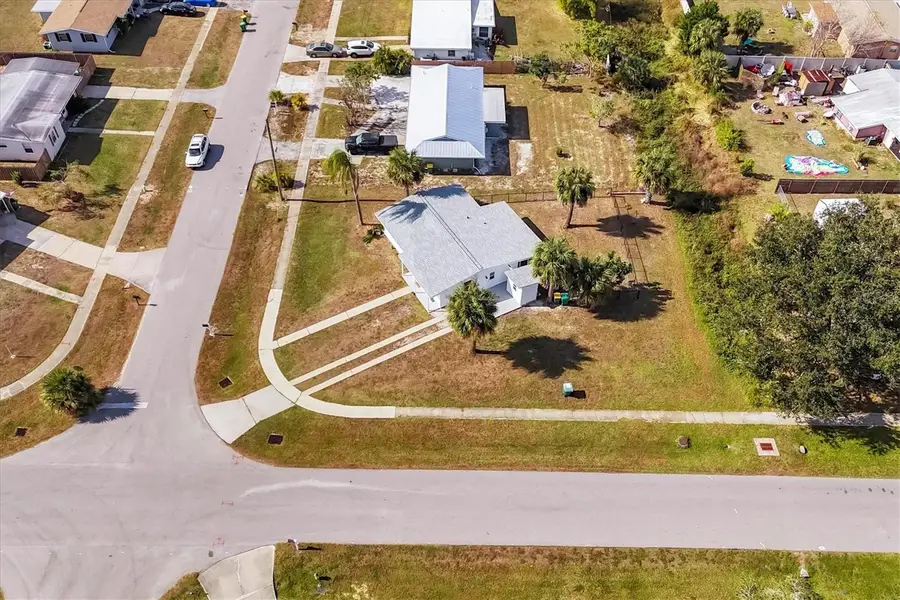 22152 Laramore Avenue, Port Charlotte, FL 33952 - Image #2