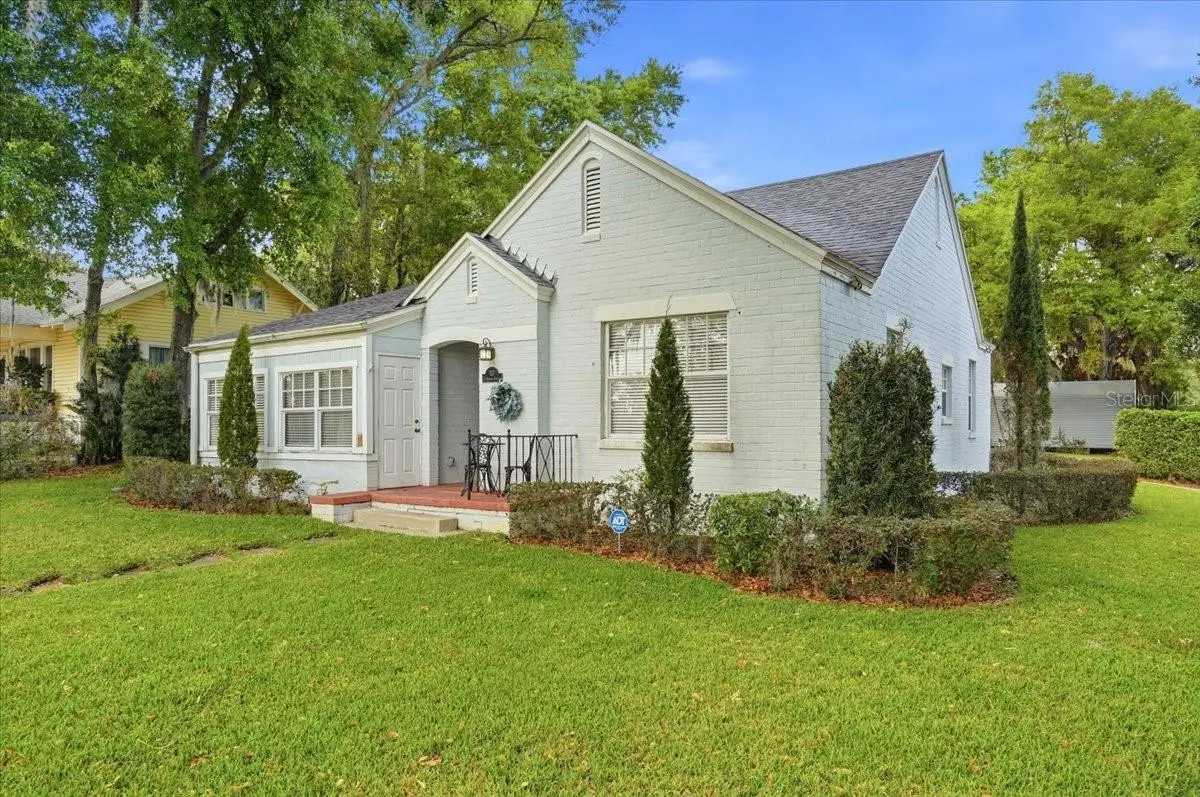 337 E Sessoms Avenue, Lake Wales, FL 33853 - #1