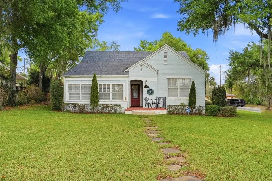 337 E Sessoms Avenue, Lake Wales, FL 33853 - #2