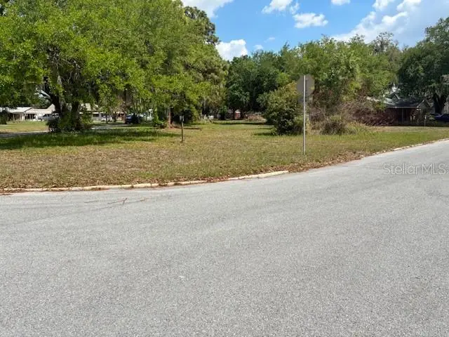 305 Elaine Drive, Auburndale, FL 33823 - #2