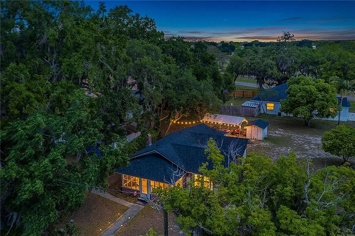 1104 Lake Avenue, Haines City, FL 33844 - #1