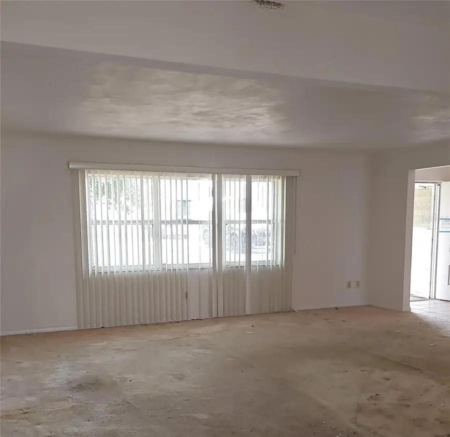 416 6th St S, Dundee, FL 33838 - #2