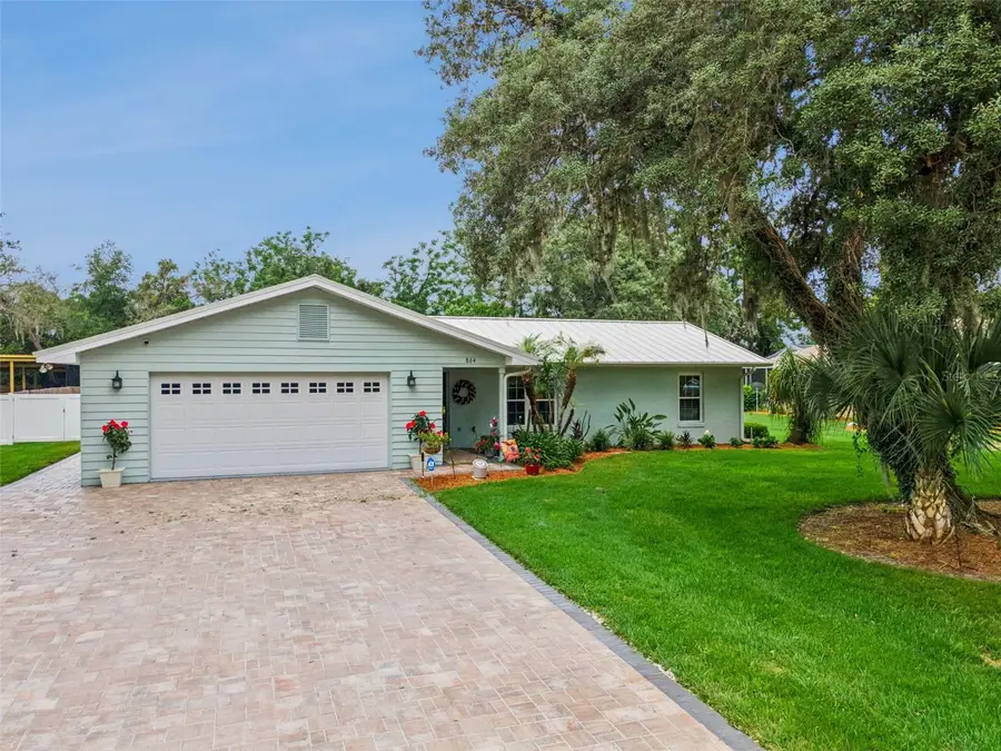 864 Redwood Way, Lake Wales, FL 33898 - #2