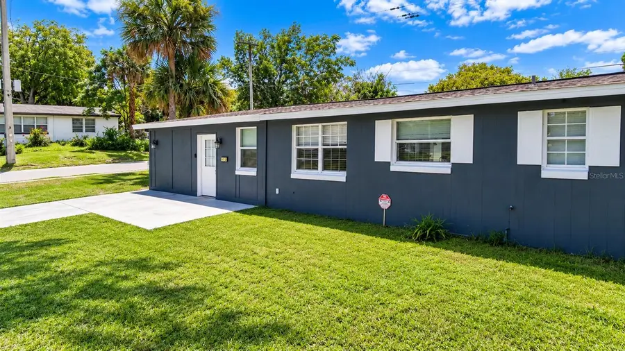 852 Derbyshire Road, Daytona Beach, FL 32117 - #2
