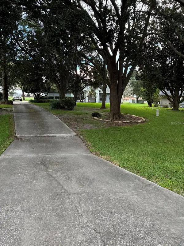14 Crystal Waters Drive, WINTER HAVEN, FL 33880