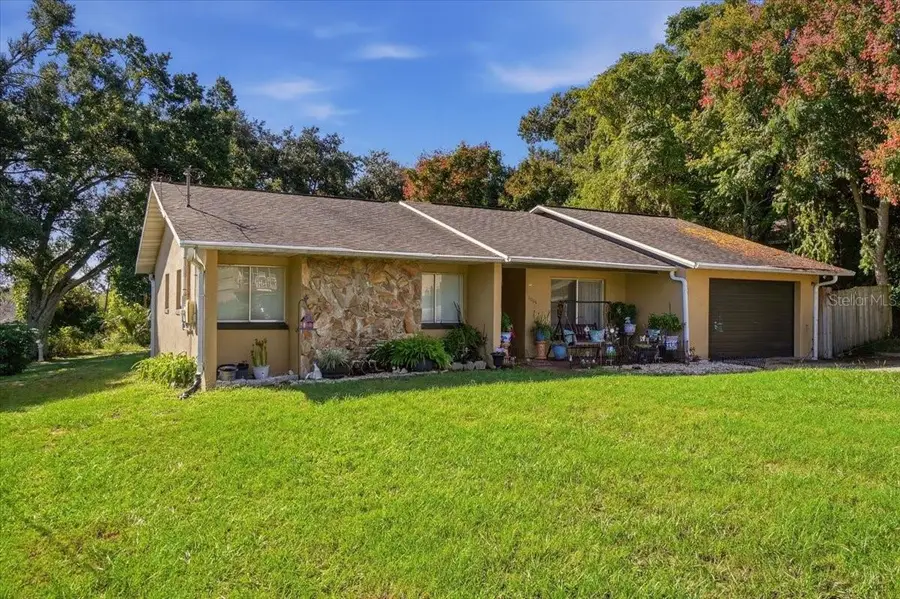 1004 Joan Avenue, Dundee, FL 33838 - #2