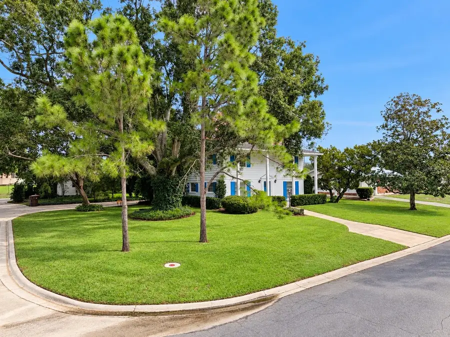 803 Hillside Avenue, Lake Wales, FL 33853 - #2