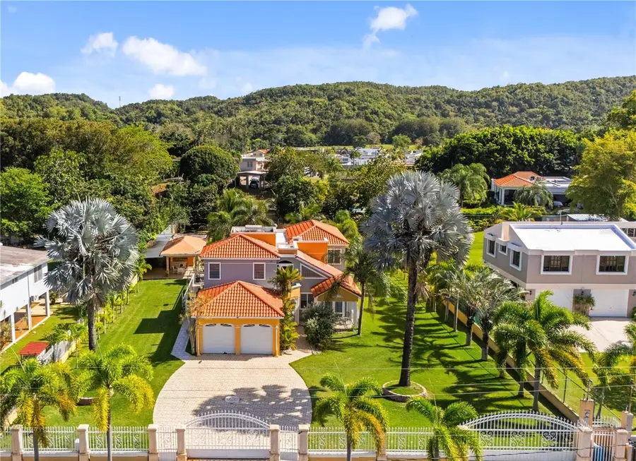 HACIENDA Las Palma Tierras Nuevas, Manati, PR 00674 - #3