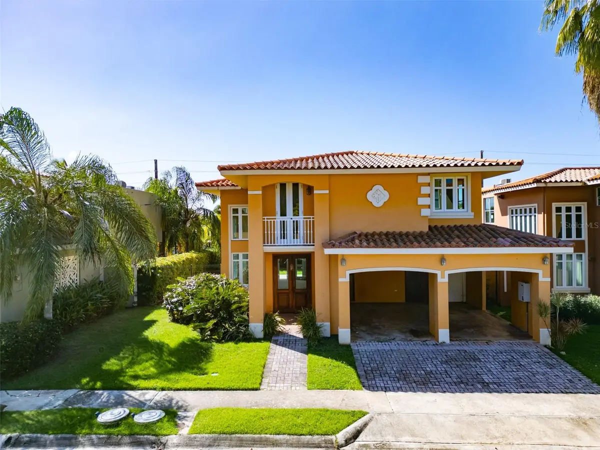 A11 Grand Palm I, Vega Alta, PR 00692 - #1