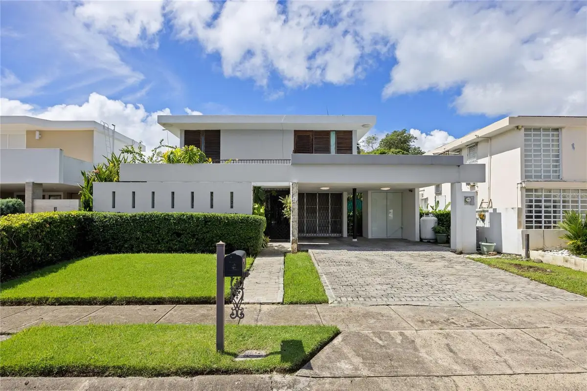 9 Mar del Coral Urb. Villamar, Carolina, PR 00979 - Image #1