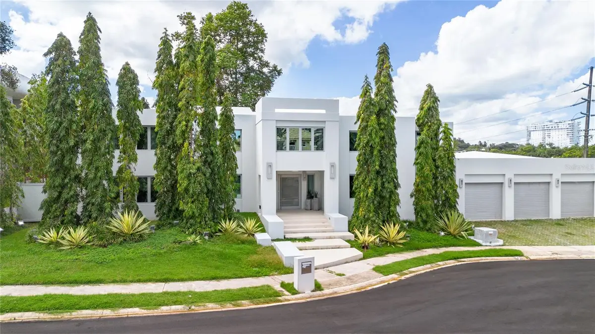 na Tivoli, San Juan, PR 00926 - Image #1