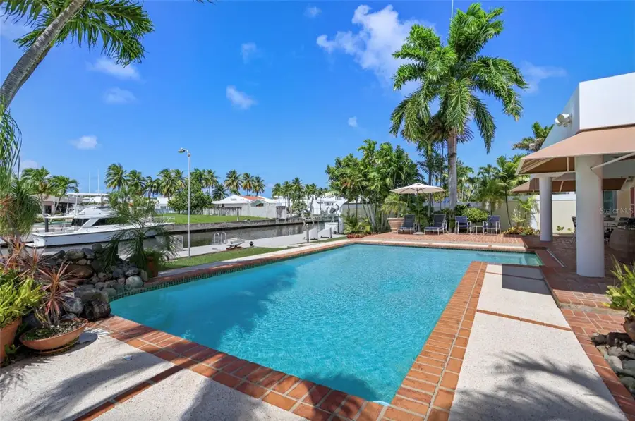 Calle Malaga E-17 Vistamar Marina, Carolina, PR 00983 - Image #3