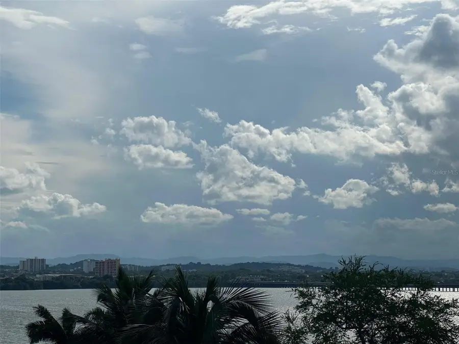 Laguna Gardens Laguna #4E, Carolina, PR 00979 - Image #2