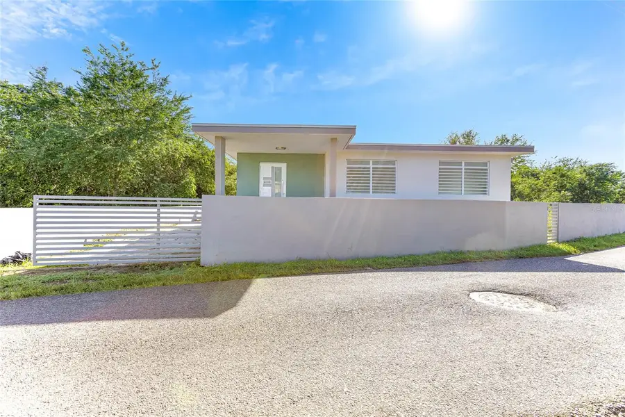 Carr 681 kM.HM 11.7 Bo. Islote Sec Melilla, Arecibo, PR 00612 - Image #2