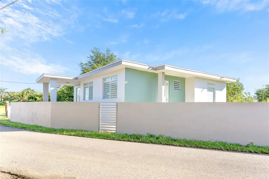 Carr 681 kM.HM 11.7 Bo. Islote Sec Melilla, Arecibo, PR 00612 - Image #3