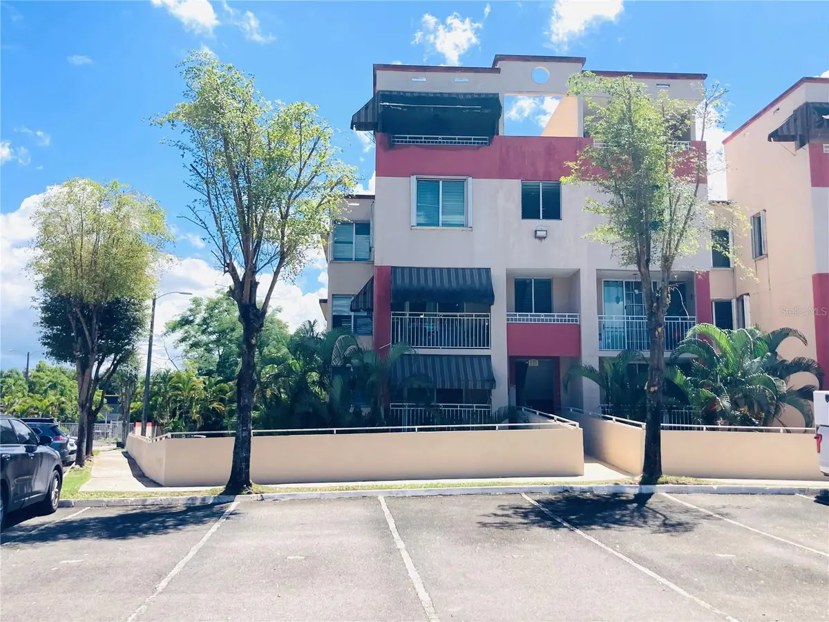 COND Rio Vista #J-355, Carolina, PR 00987 - Image #1