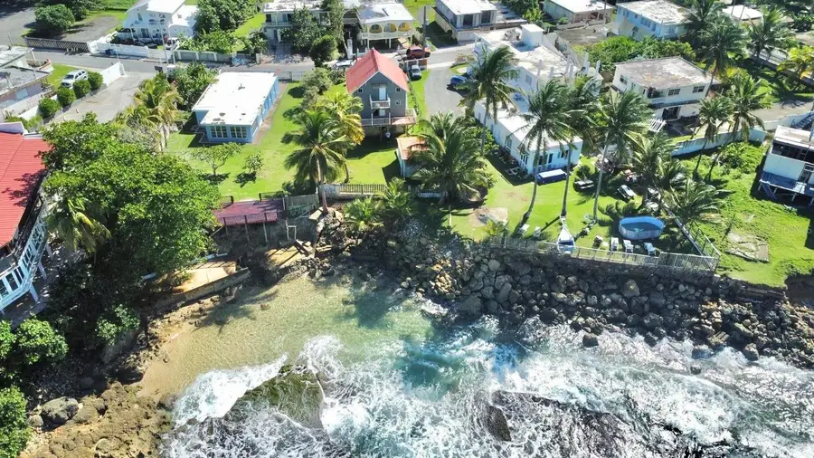 13 118b, Dorado, PR 00646 - Image #2