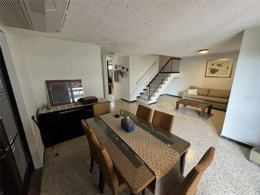 D Street Villa Verde, Guaynabo, PR 00966 - Image #3