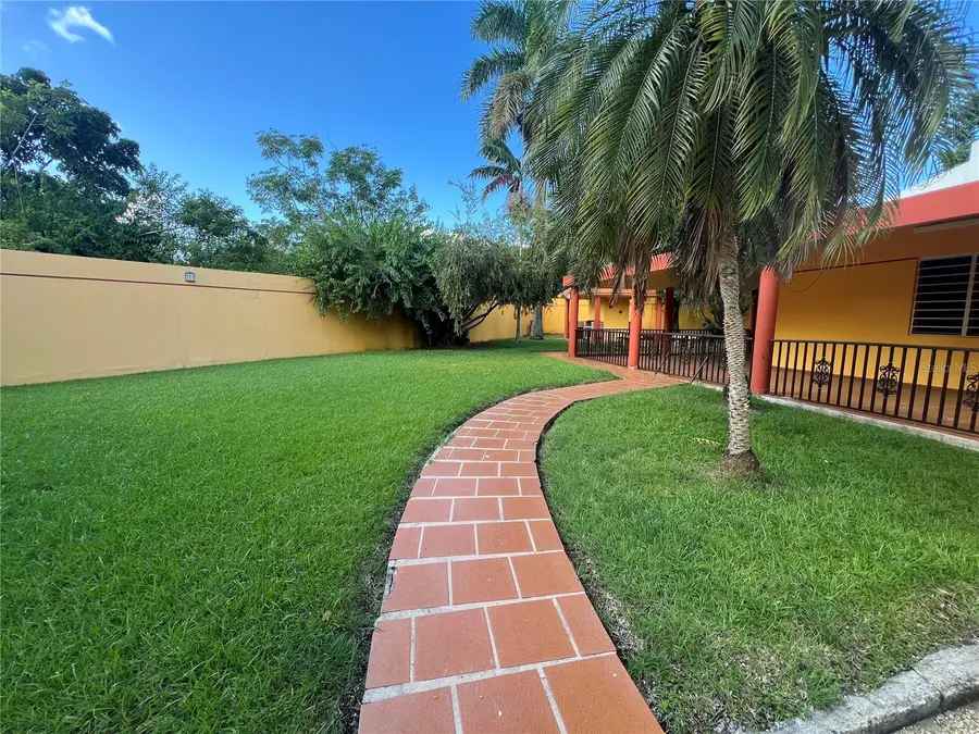 3 Plaza, Gurabo, PR 00778 - Image #3