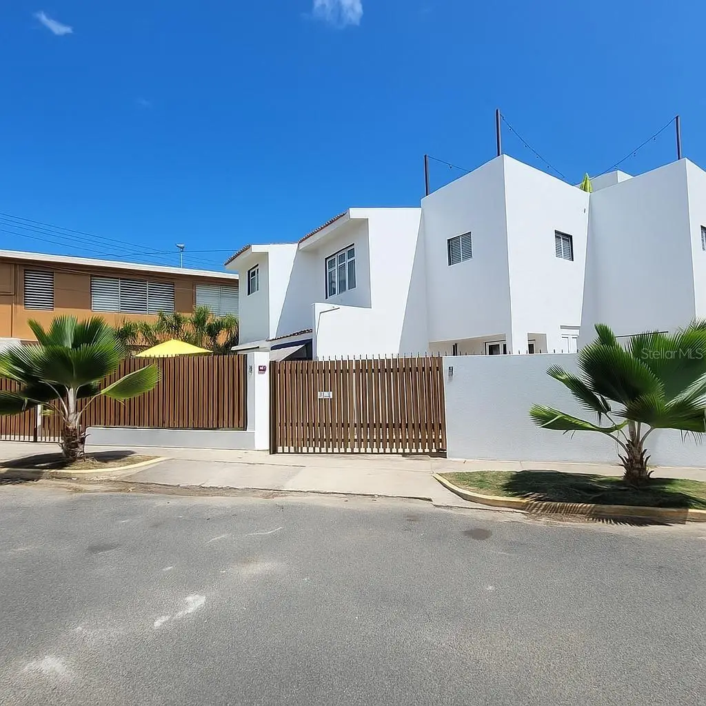 2301 Soldado Cruz, San Juan, PR 00913 - Image #1