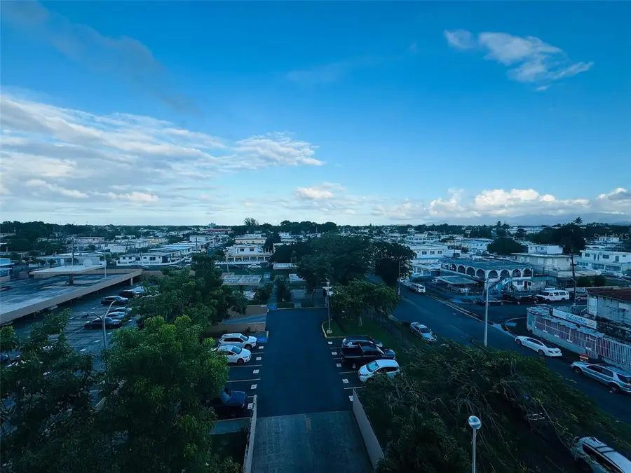 COND. GOLDEN VIEW Marginal Baldorioty #507, Carolina, PR 00983 - Image #3