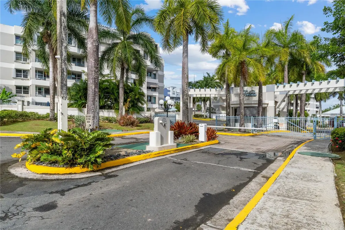 Portales de Escorial Parque Escorial Apt. 6402 #6402, Carolina, PR 00987 - Image #1