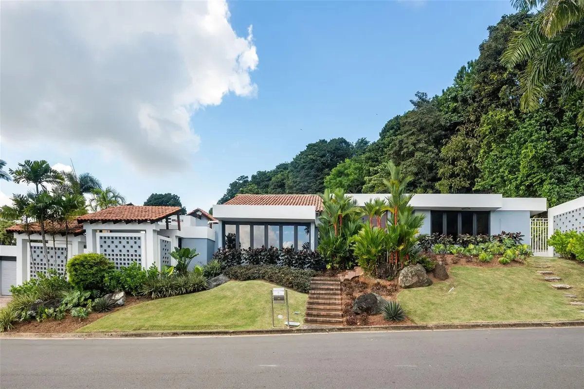 B-58 Urb La Colina, Guaynabo, PR 00969 - Image #1